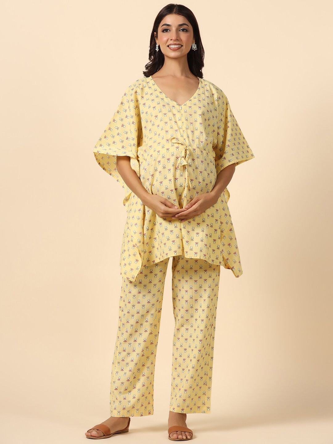 Ikk Kudi by Seerat Floral Printed Pure Cotton Maternity Kurta With Trousers Price in India