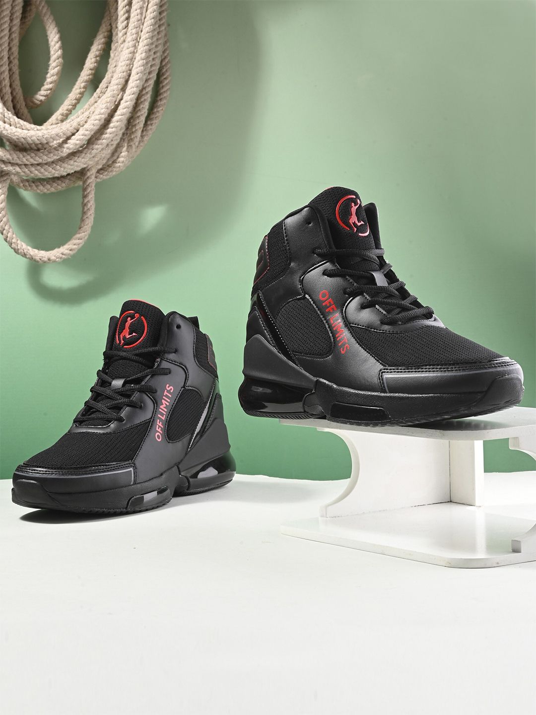 OFF LIMITS Men Black Mesh Lace-Up Basketball Non-Marking Shoes