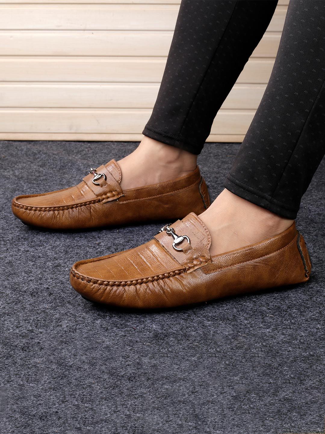 Bxxy Men Textured Horsebit Loafers