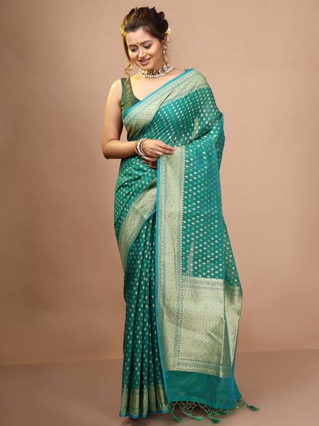 AllSilks Green & Gold-Toned Woven Design Zari Pure Silk Saree Price in India