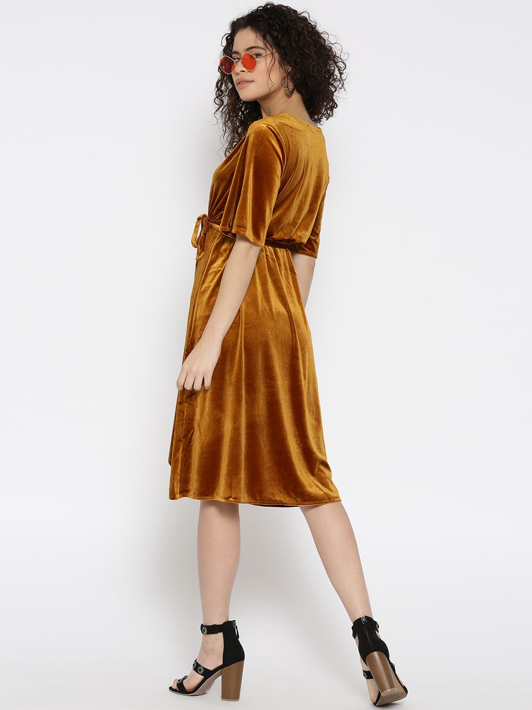 Buy FOREVER 21 Women Mustard Yellow Solid Velvet Fit & Flare Dress - Dresses  for Women 2287377 | Myntra
