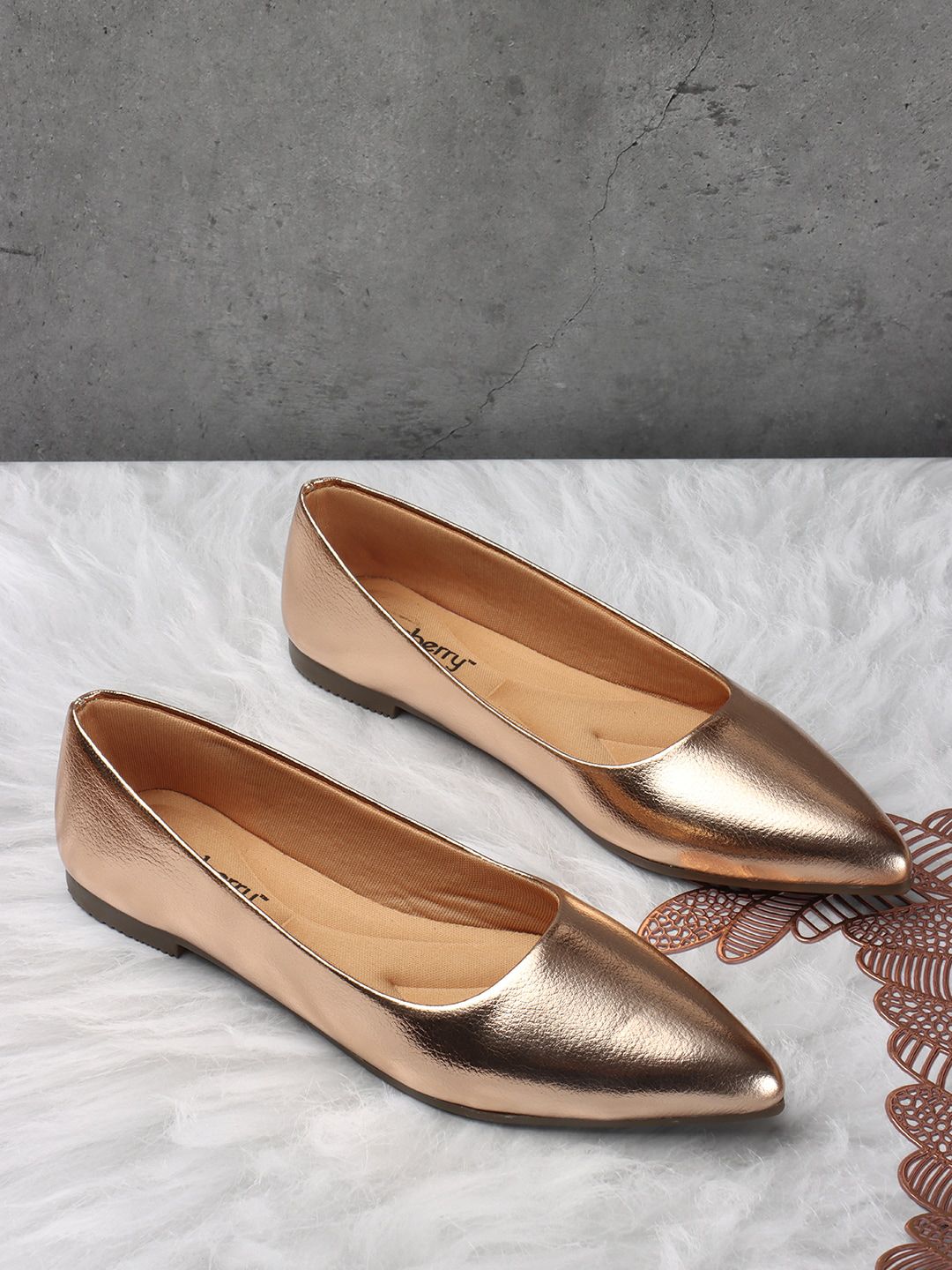 DressBerry Gold-Toned Textured Pointed Toe Ballerinas