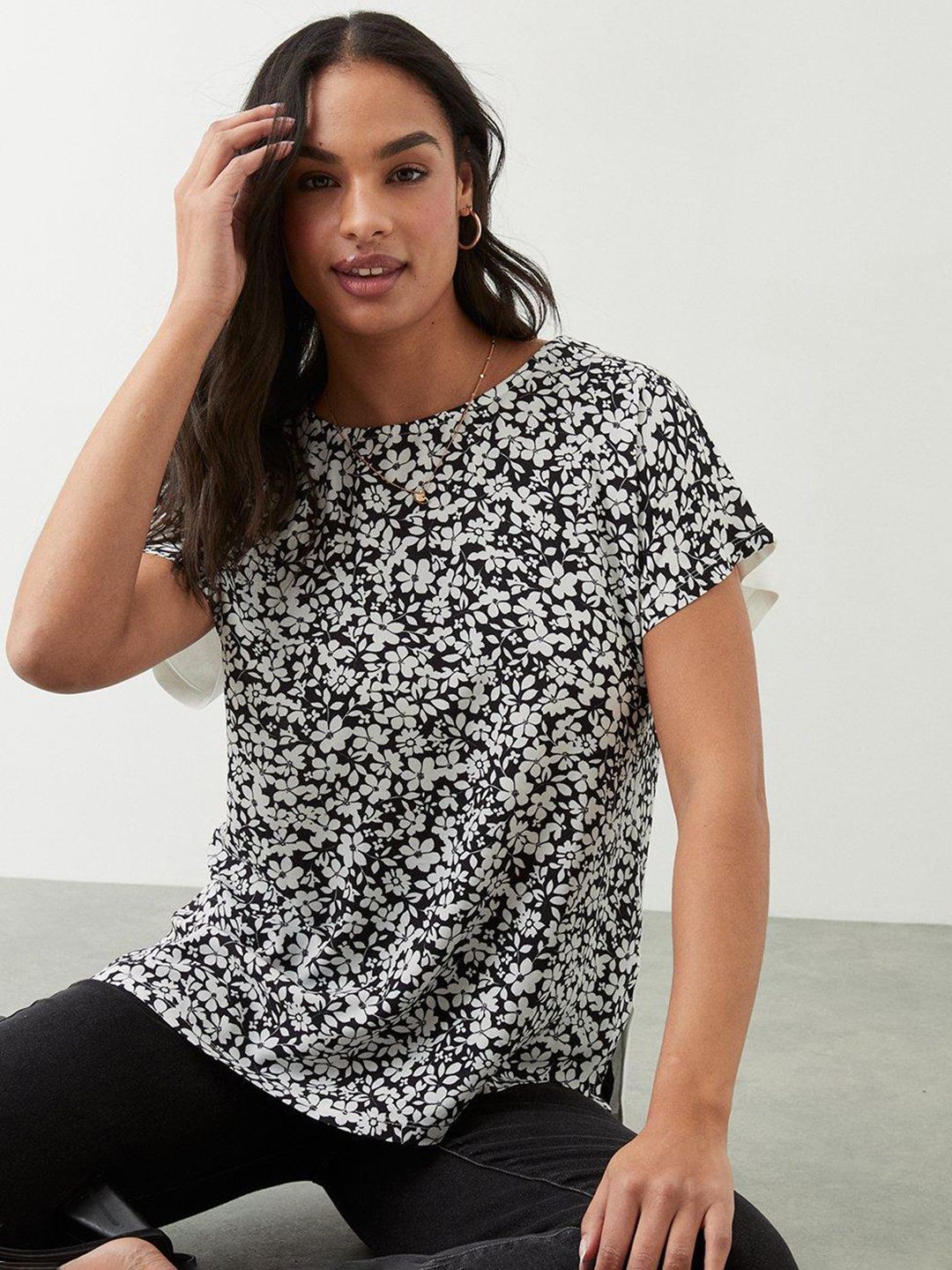 DOROTHY PERKINS Floral Print Extended Sleeves Top Price in India