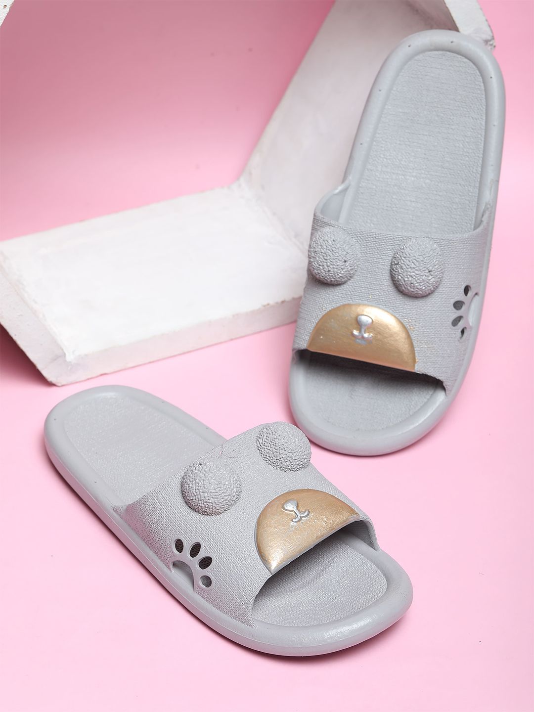 FABBMATE Women Self Design Sliders With Laser Cuts