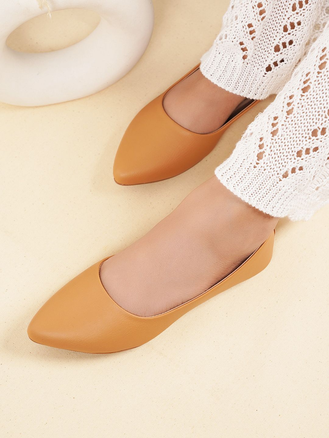 DressBerry Beige Pointed Toe Ballerinas