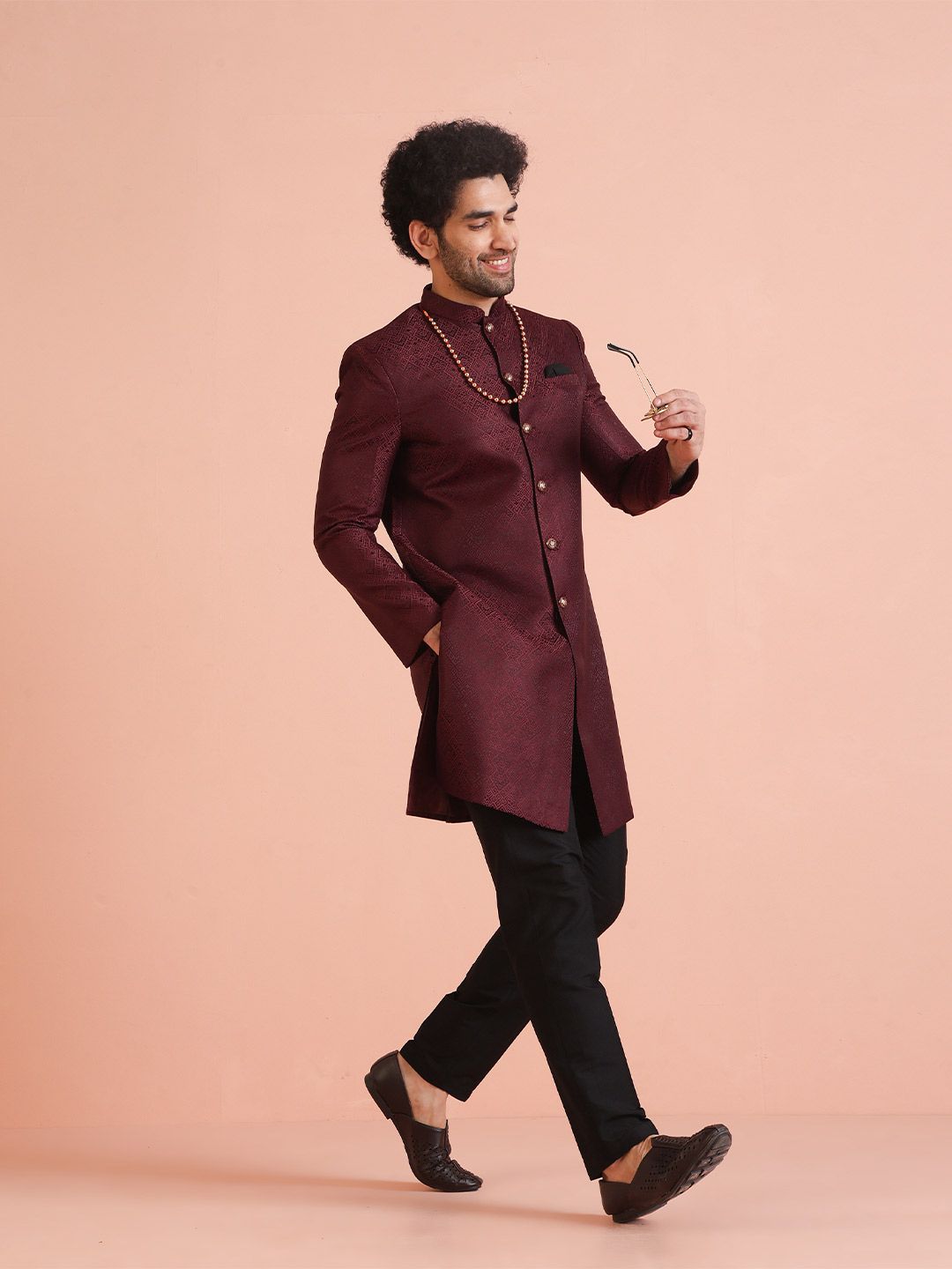 KISAH Men Self-Design Cotton Indowestern Sherwani Set