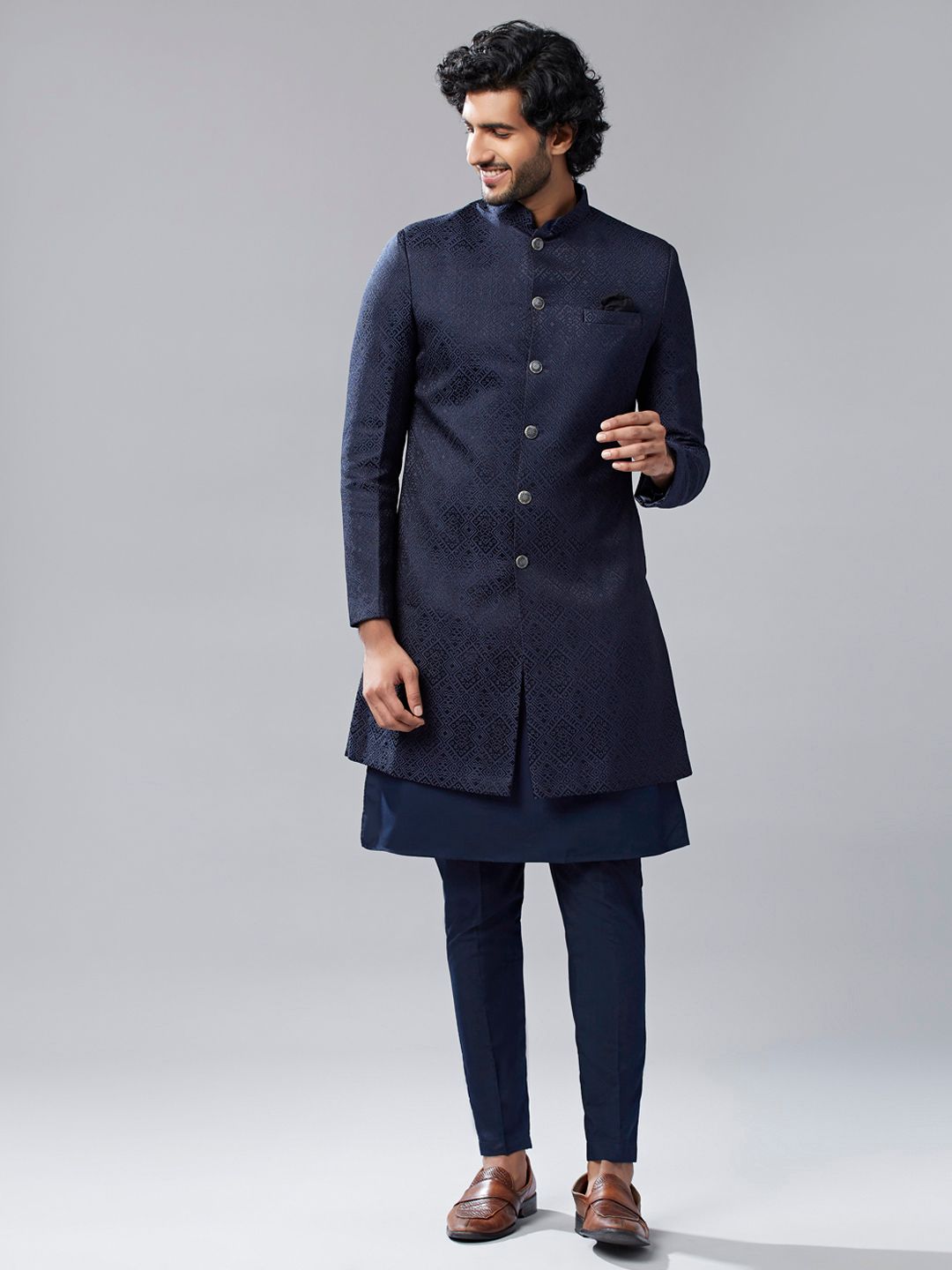 KISAH Men Self-Design Cotton Indowestern Sherwani Set