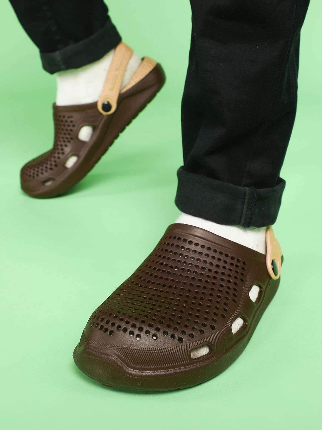 Paragon Men Lightweight & Waterpoof Clogs