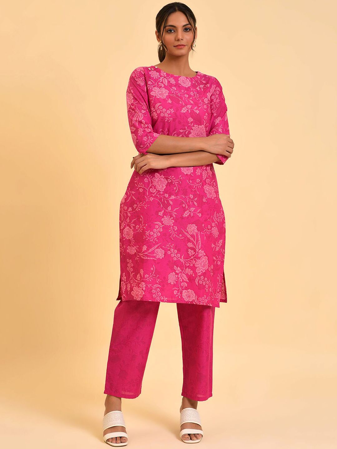 W Women Pink Floral Printed Regular Pure Cotton Kurta with Trousers Price in India