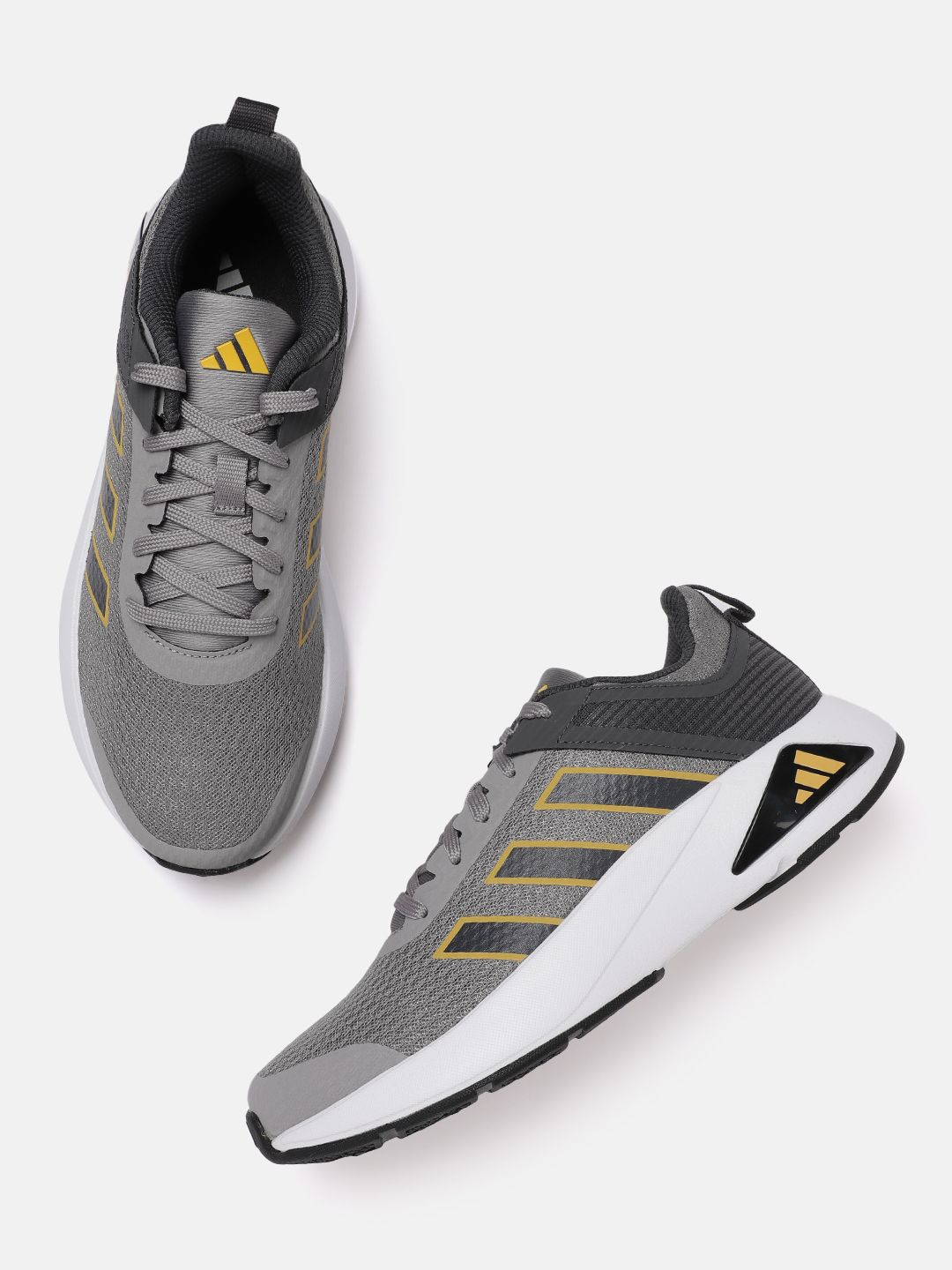 ADIDAS Men Woven Design Adimove Running Shoes