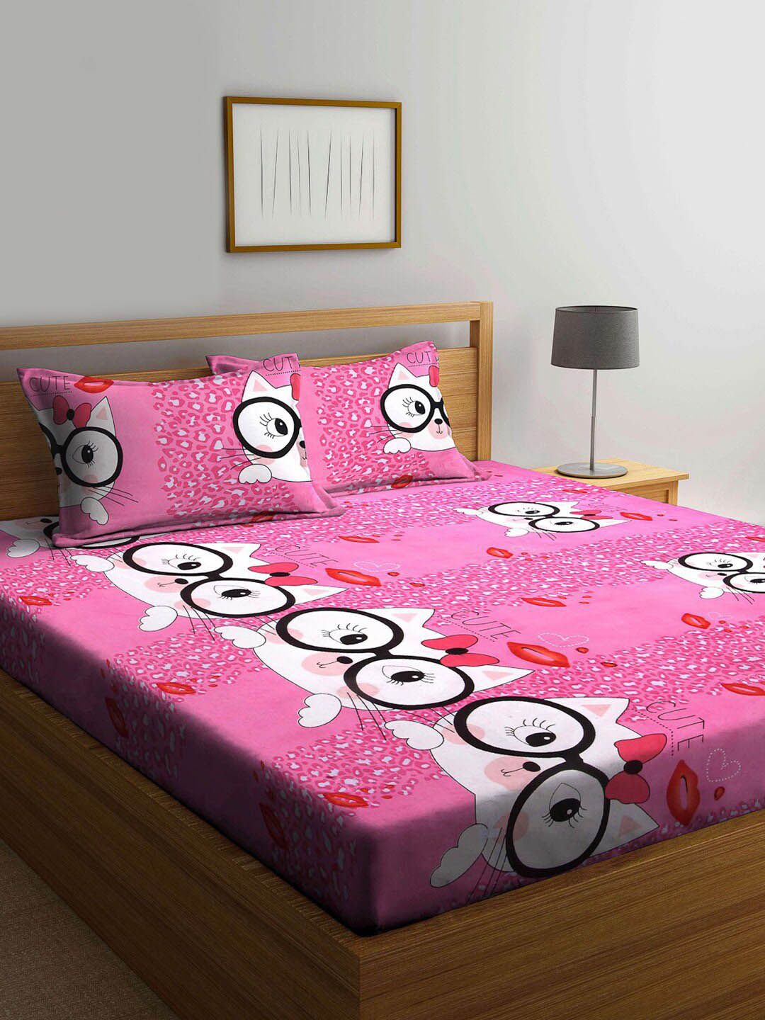 FABINALIV Pink & White Cartoon Print 300 TC Fitted King Bedsheet & 2 Pillow Covers