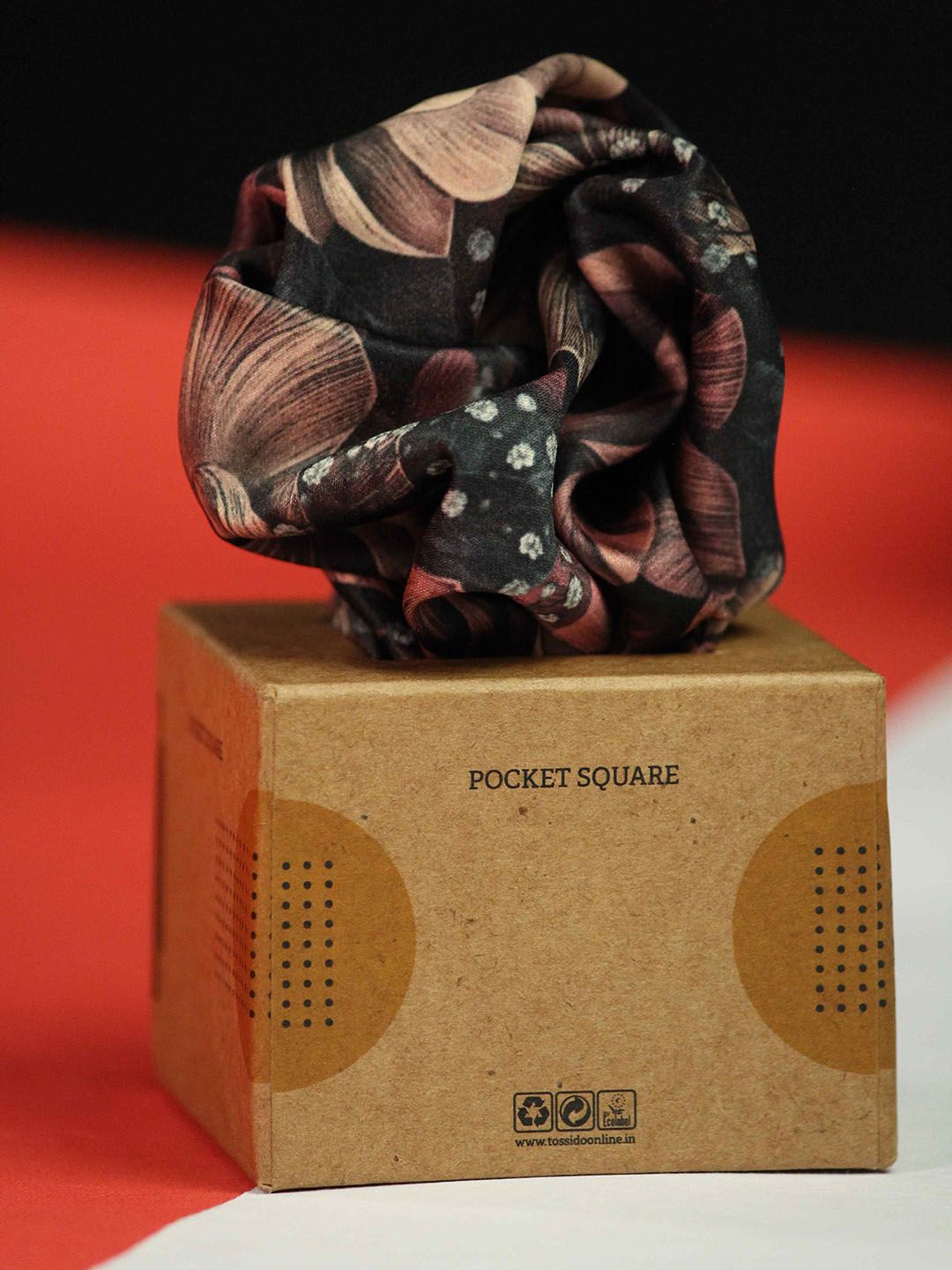 Tossido Men Floral Printed Pocket Square