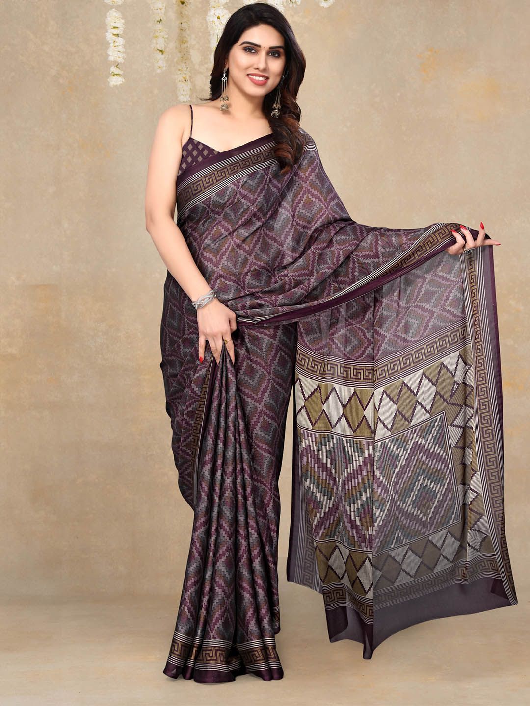 MIRCHI FASHION Magenta & Beige Ethnic Motif Printed Saree