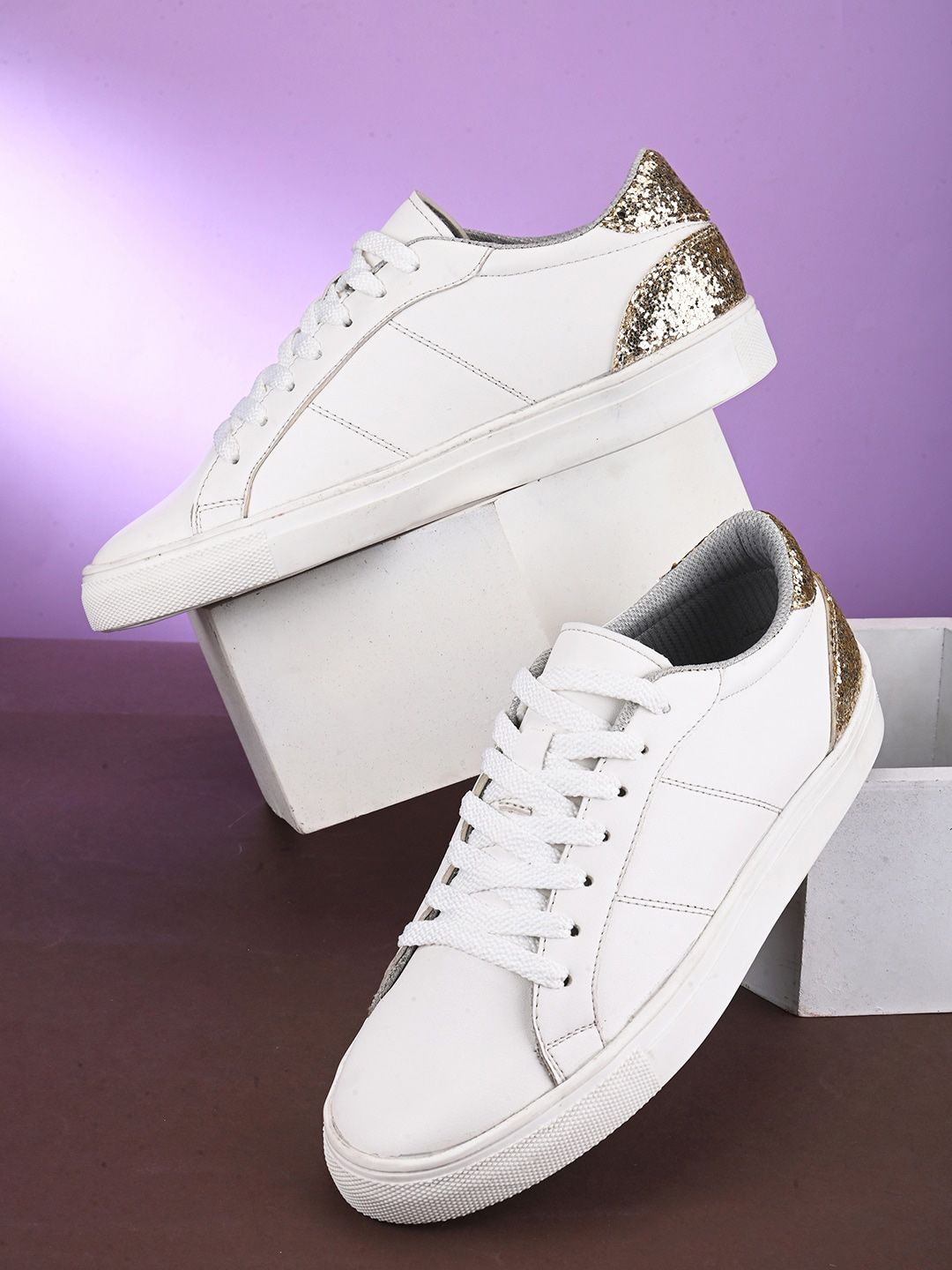 Roadster Women White & Gold Toned Lightweight Padded Insole Basics Sneakers Price in India