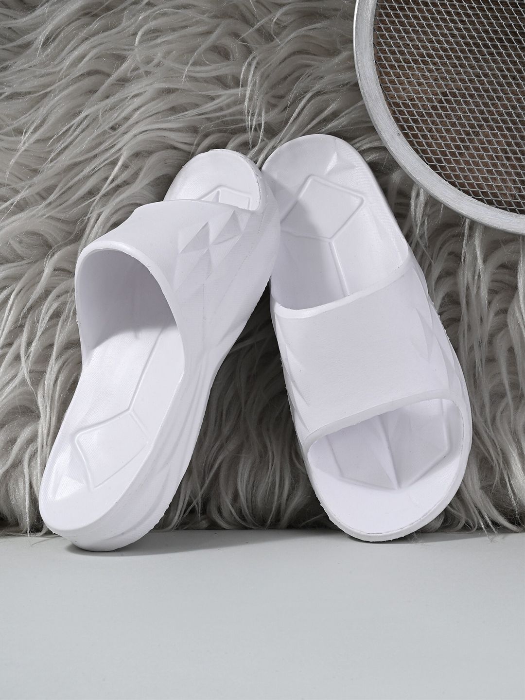 AfroJack Women Self Design Croslite Sliders