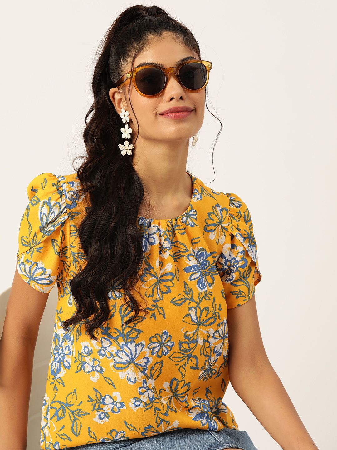 DressBerry  Floral Print  Puff Sleeves Top with Gathers Price in India