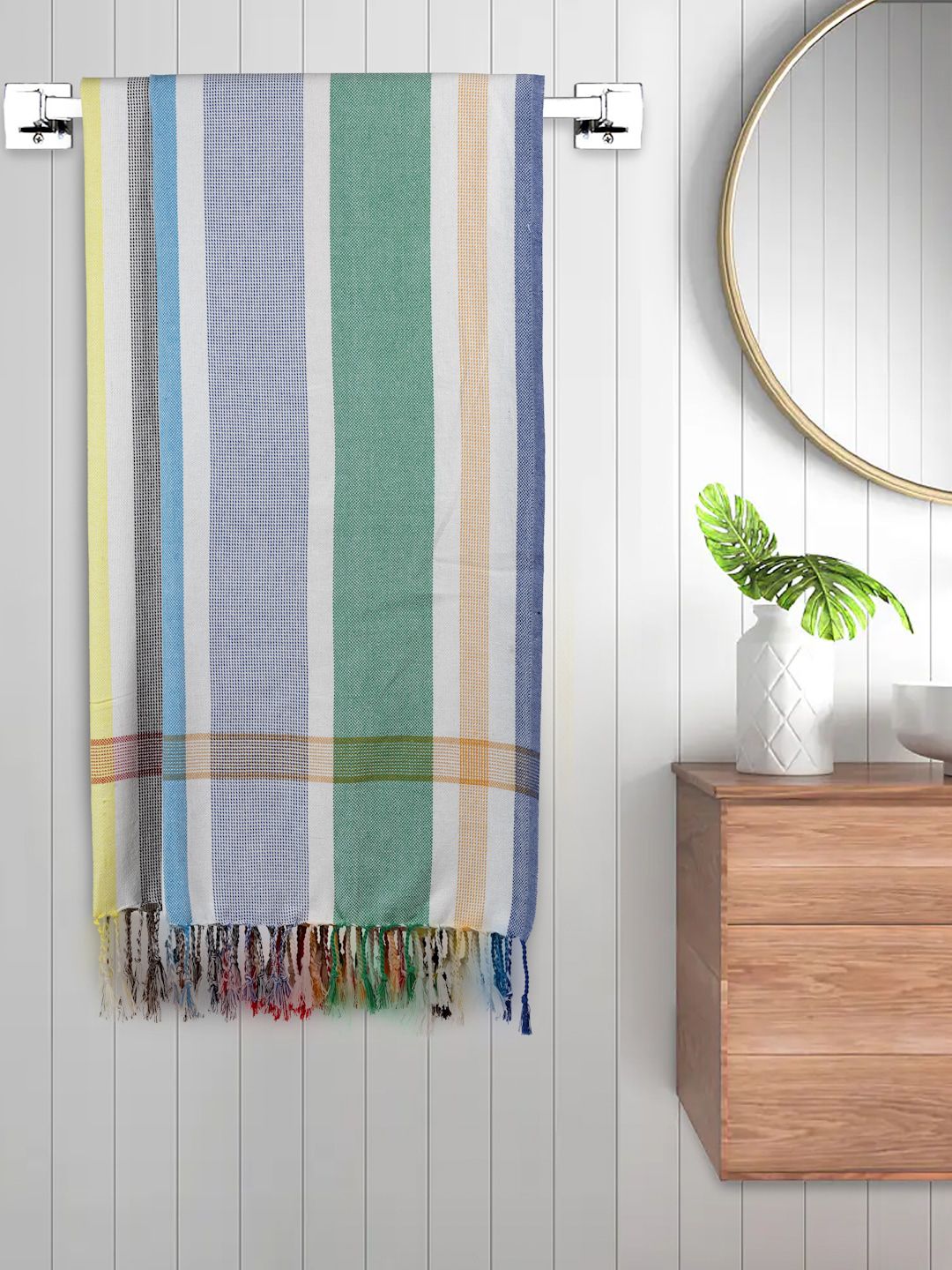 FABINALIV 2Pcs White &  Red Striped Cotton Bath Towels