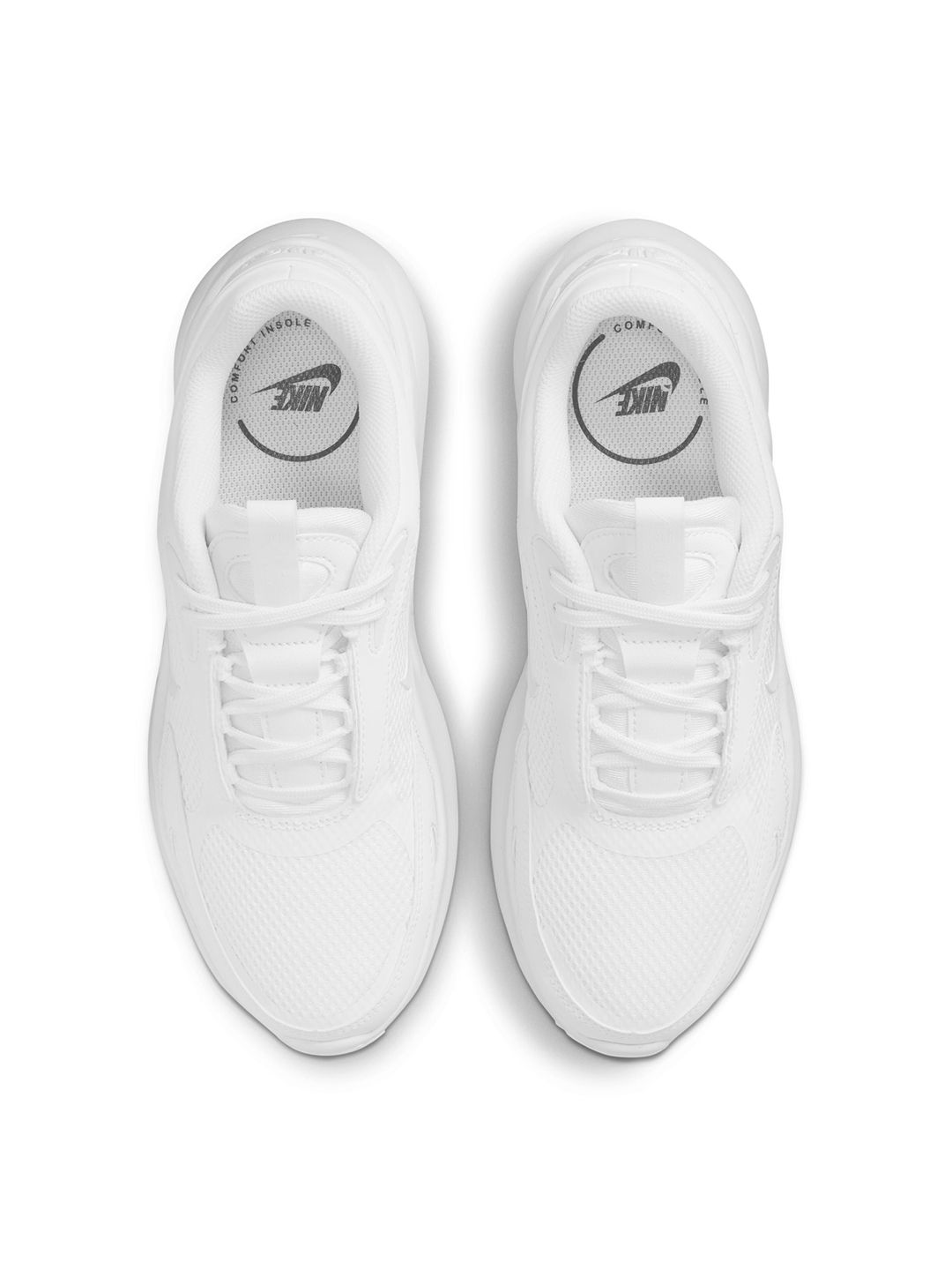 air max bolt on foot