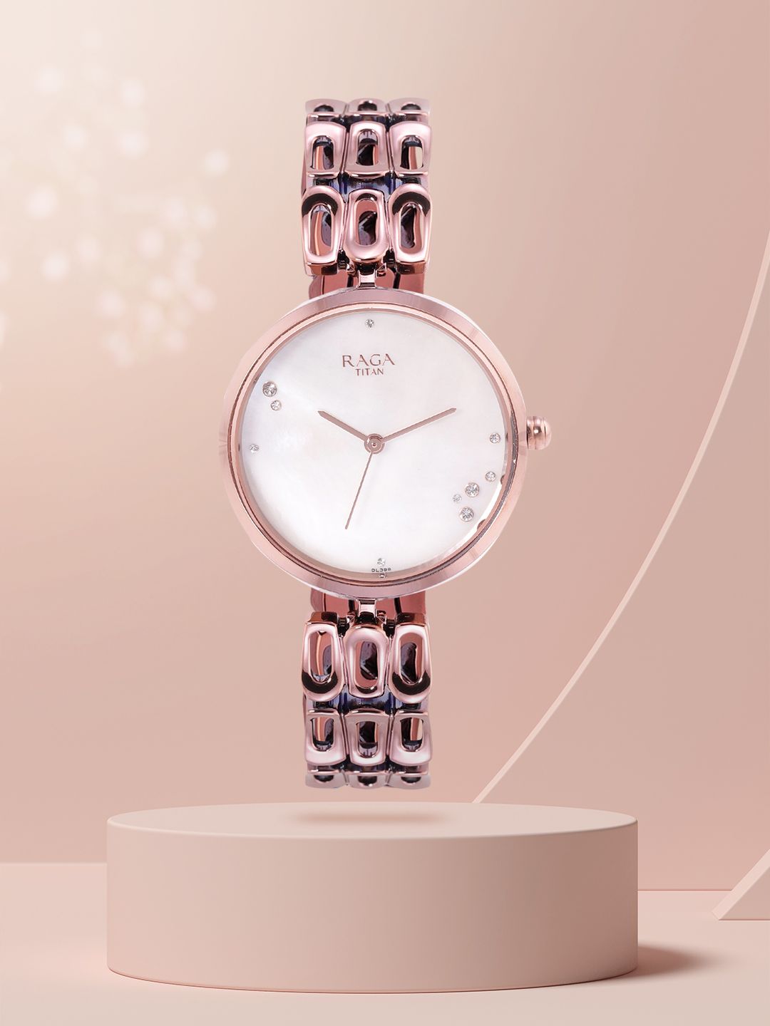 Titan Titan Women Bracelet Style Straps Analogue Watch NR2659QM01