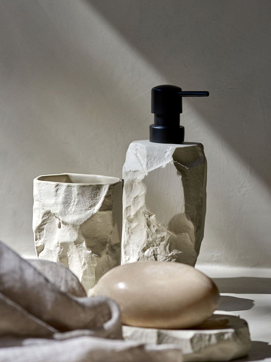 Buy H&M White Textured Stoneware Soap Dispenser - Bathroom