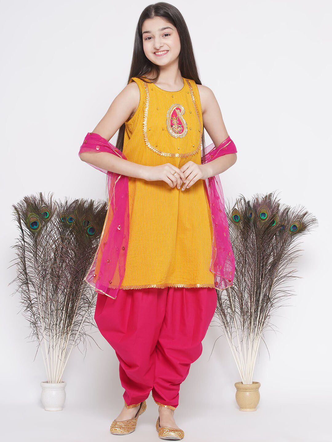 Little Bansi Girls Striped Regular Gotta Patti Pure Cotton Kurta With Salwar & Dupatta