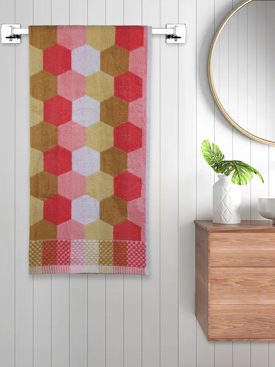 FABINALIV Beige & Pink Geometric Printed 450 GM Cotton Bath Towel