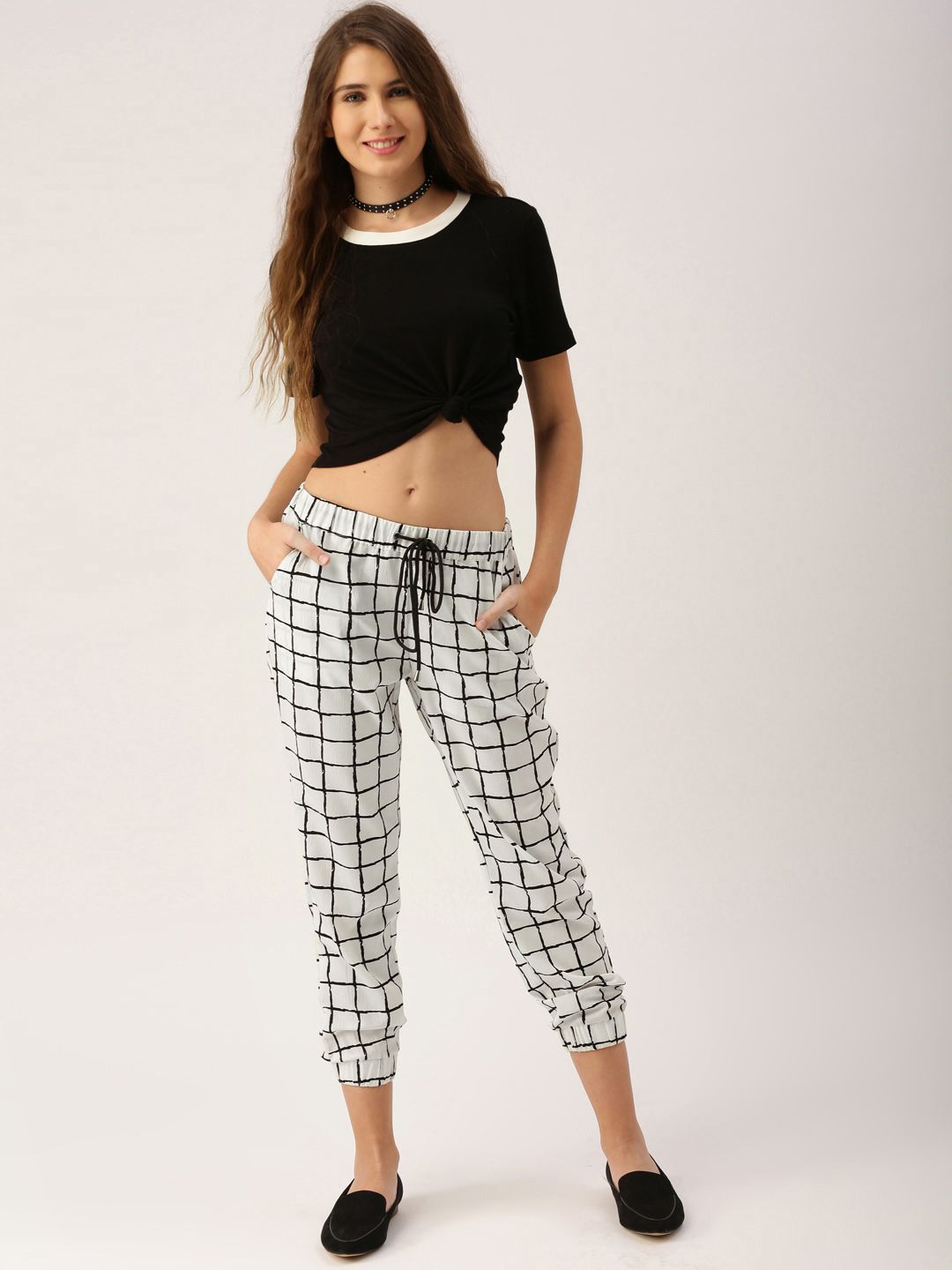 DressBerry Women White & Black Regular Fit Checked Cropped Joggers Price in India