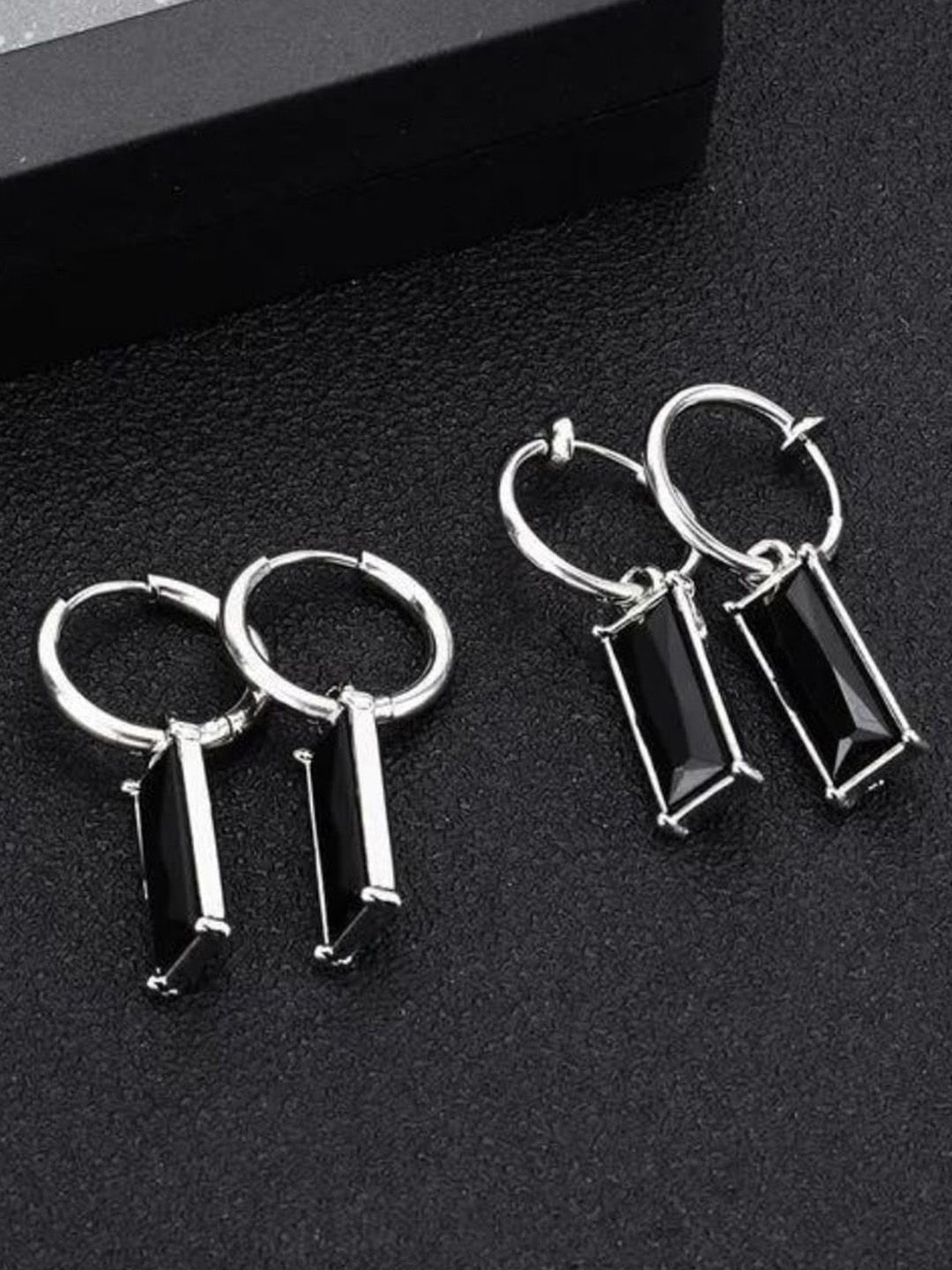 SALTY SALTY Men 1 PC Silver-Plated Contemporary Hoop Earring