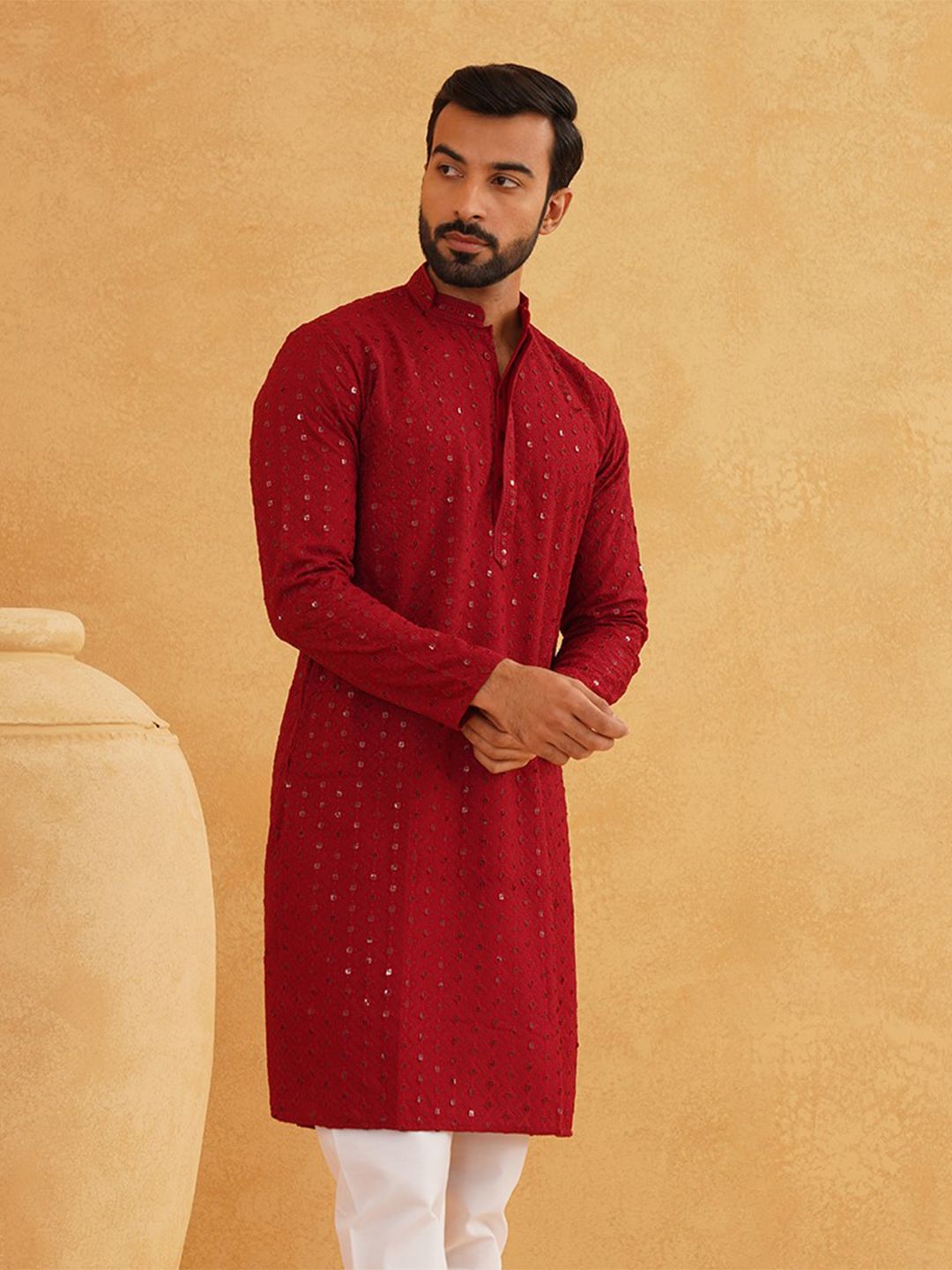 SOJANYA Men Geometric Embroidered Pure Cotton Thread Work Kurta
