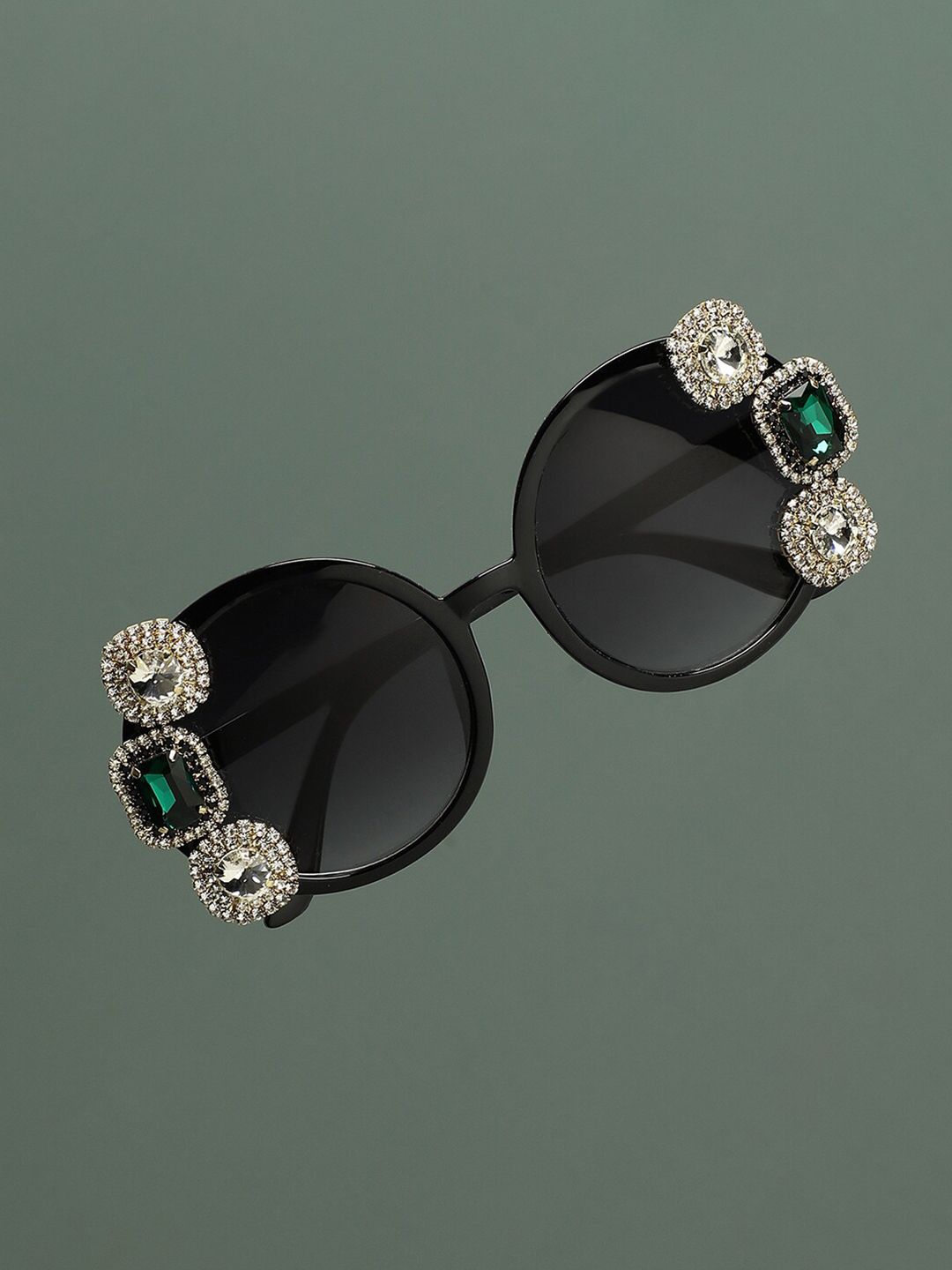 HAUTE SAUCE by  Campus Sutra Women Embellished Round Sunglasses AW23_SOHISG9142