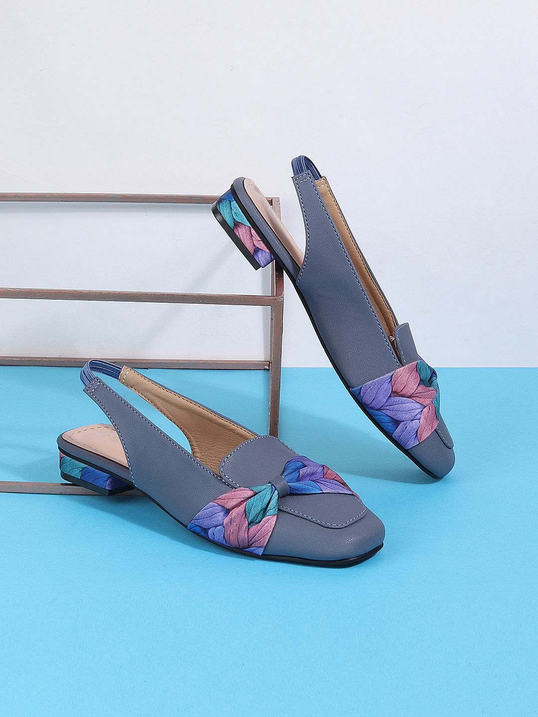 Metro Printed Block Mules With Bows