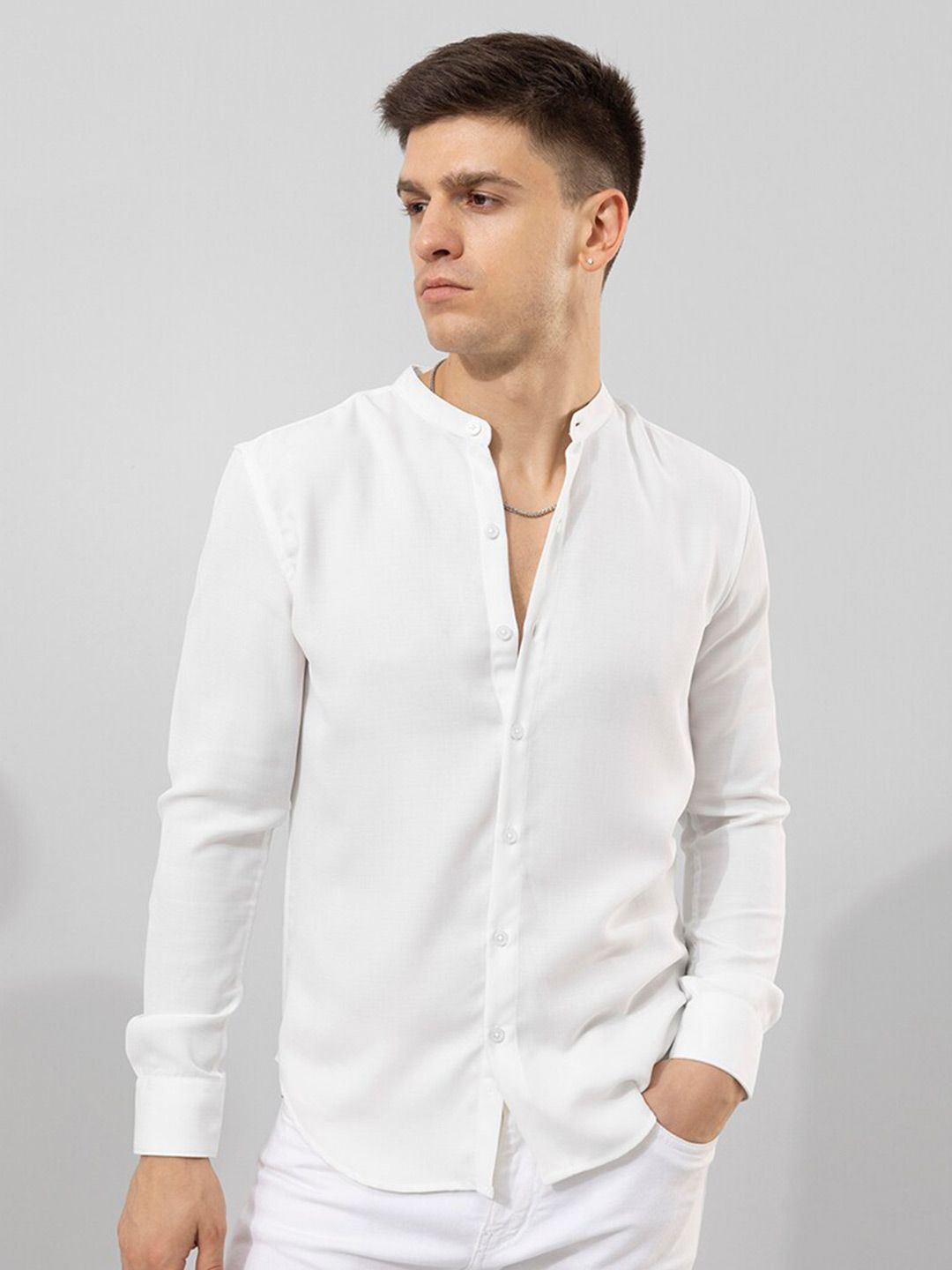 Snitch White Classic Slim Fit Opaque Cotton Casual Shirt