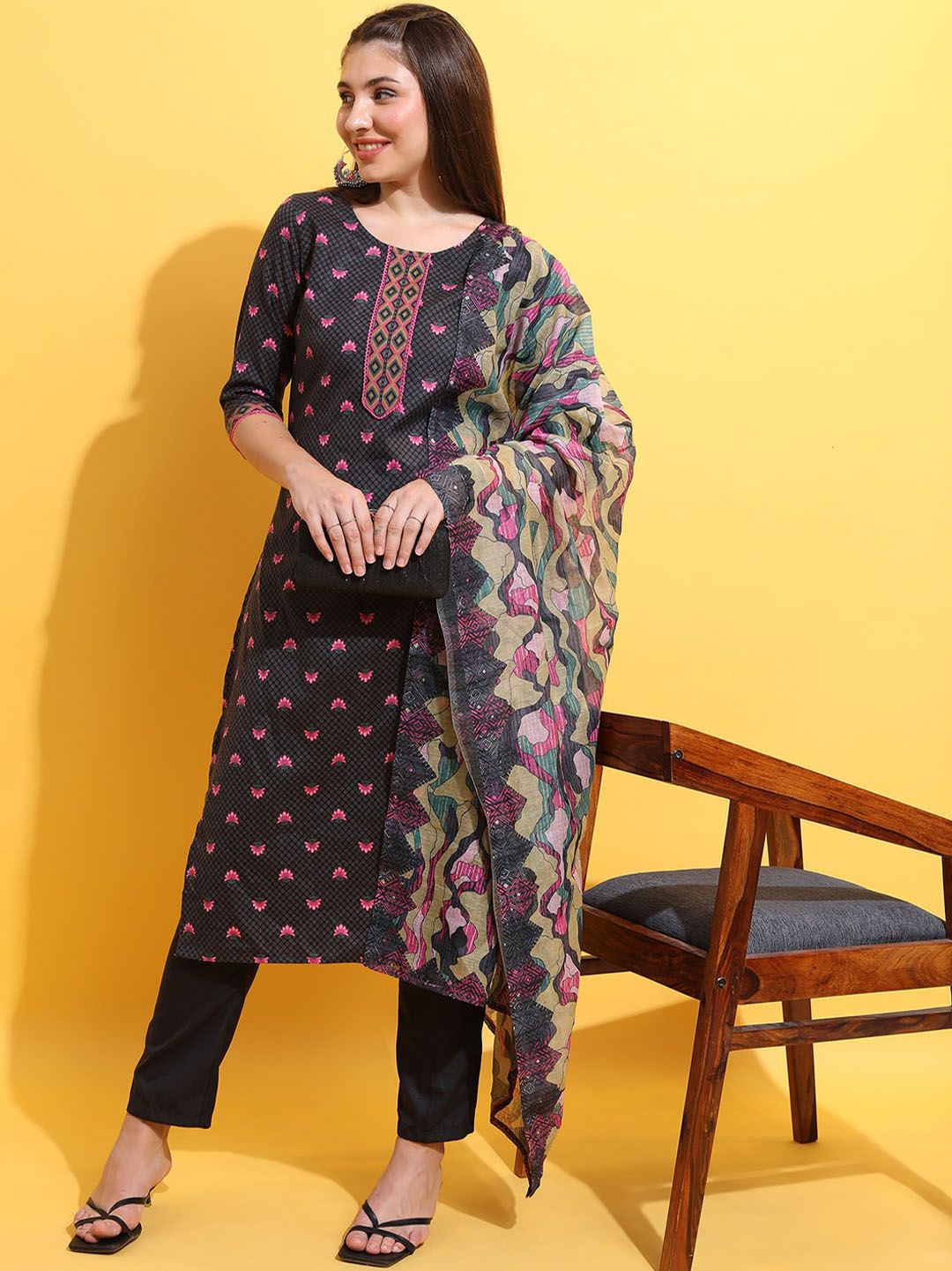 KETCH Women Black Floral Printed Regular Kurta with Palazzos & With Dupatta Price in India
