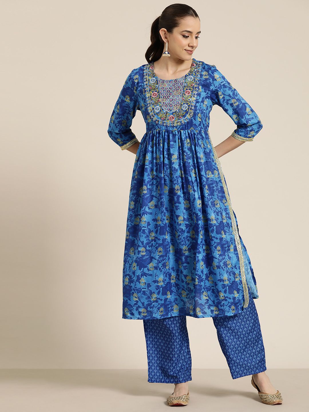 HERE&NOW Ethnic Motifs Printed Zari Work Yoke Design Pleated Kurta with Trousers