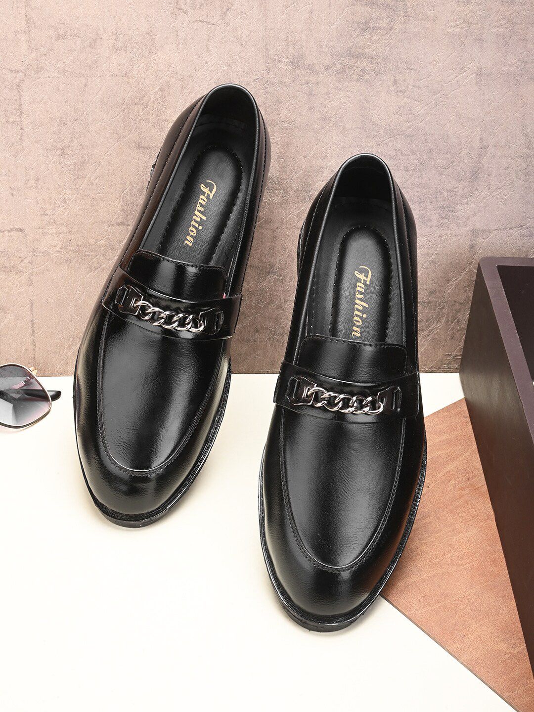 BOOTCO Men Buckled Slip-On Formal Loafers