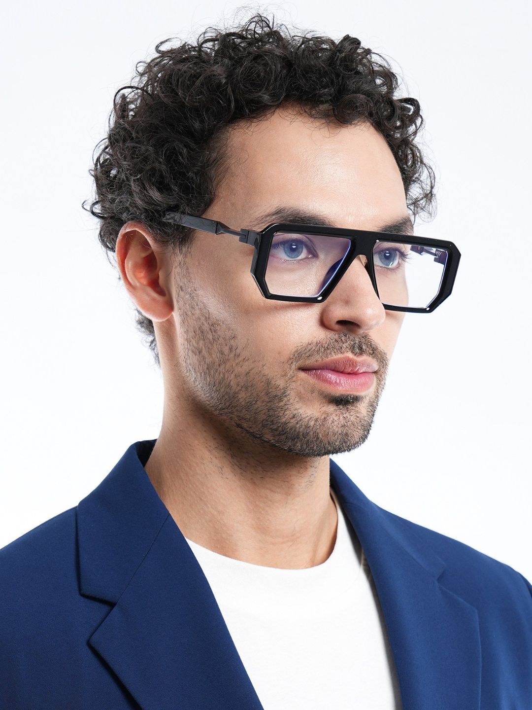 Voyage Full Rim Wayfarer Sunglasses with UV Protected Lens 8725MG4196
