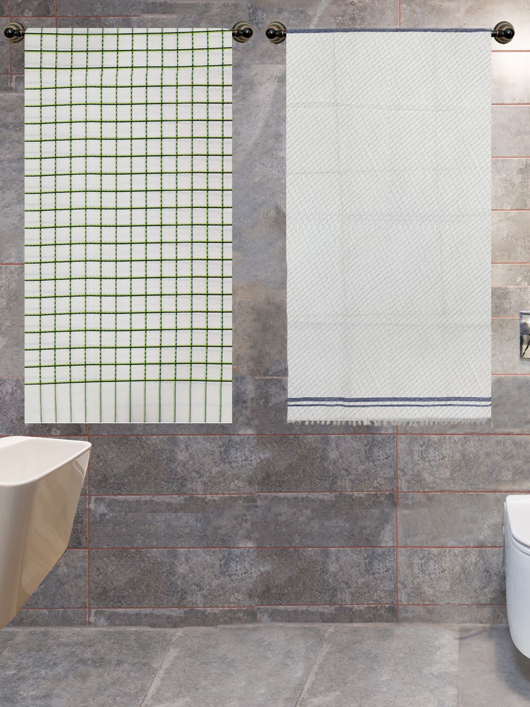 Athom Trendz White & Green 2-Pieces Self-Designed 210 GSM Pure Cotton Bath Towels