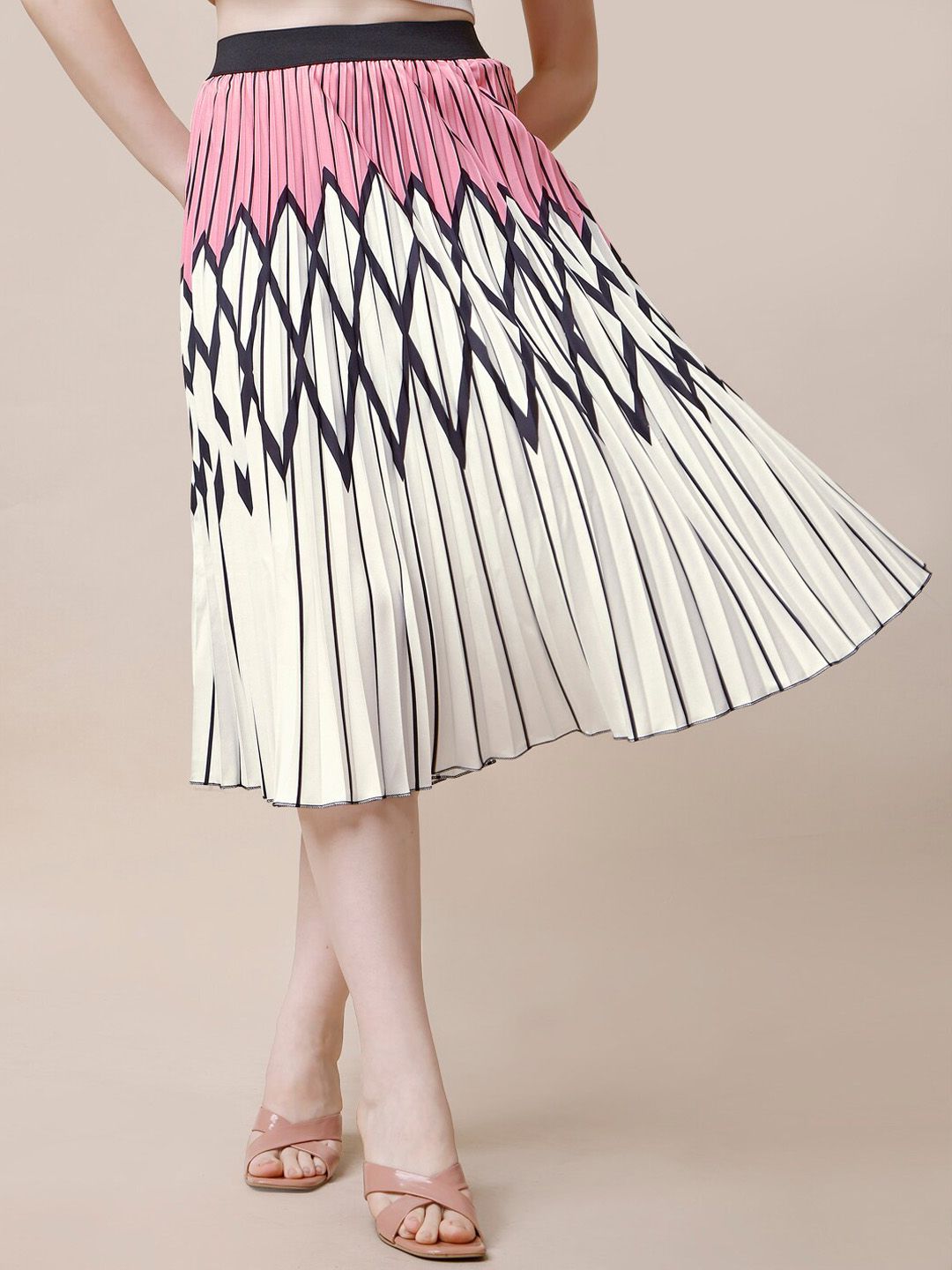 DEKLOOK Women Geometric Printed Pleated Flared Midi Skirt Price in India