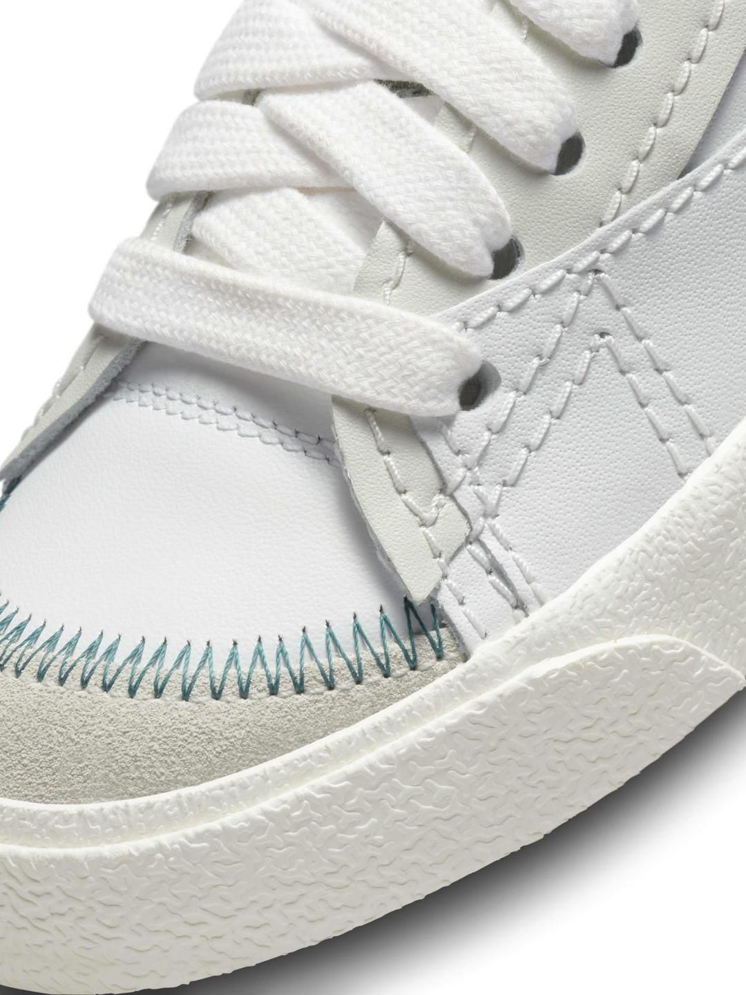 nike blazers urban outfitters