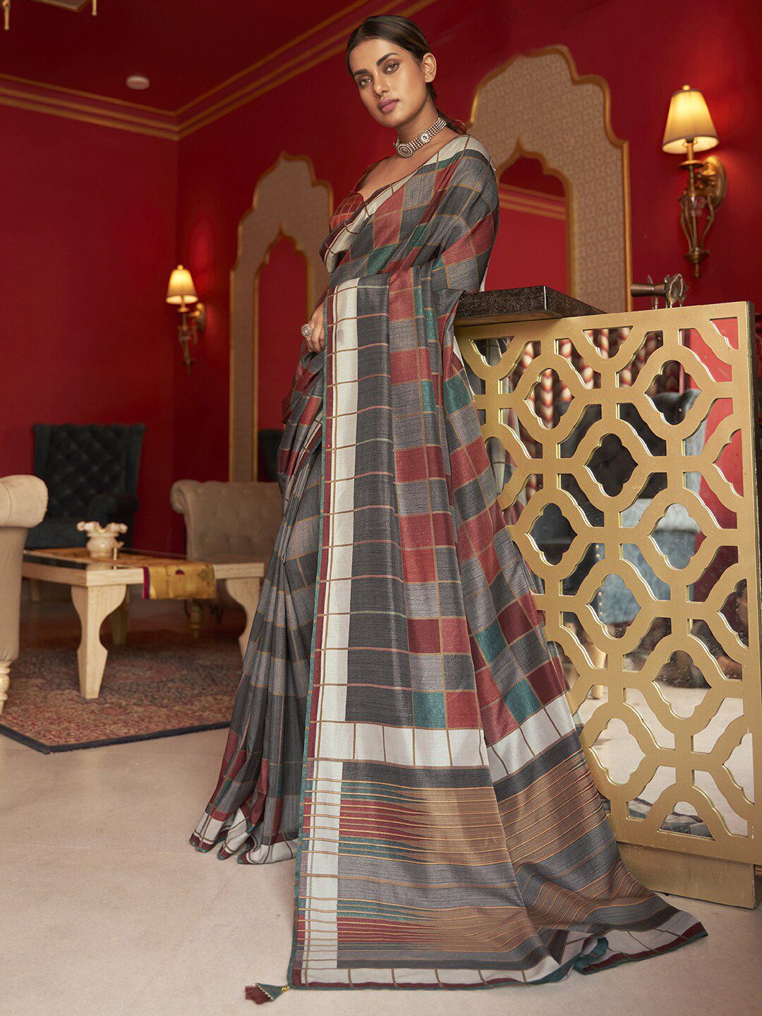 Anouk Checked Silk Blend Saree Price in India