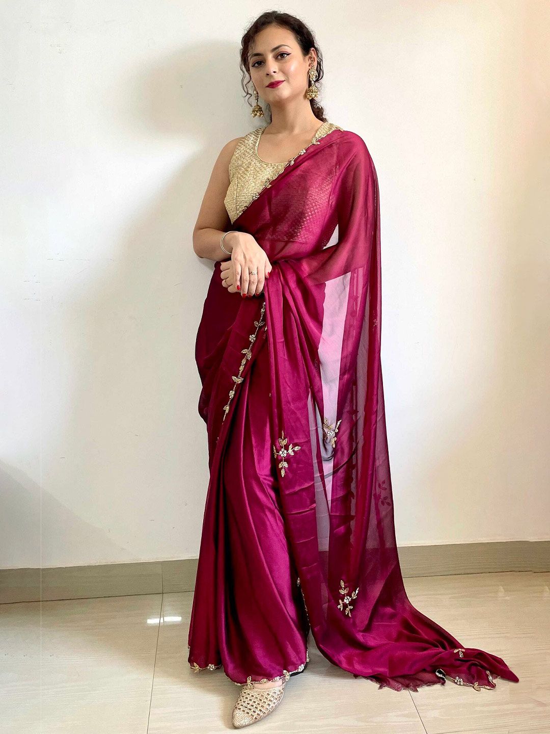 Mitera Magenta & Gold-Toned Embroidered Silk Blend Saree Price in India