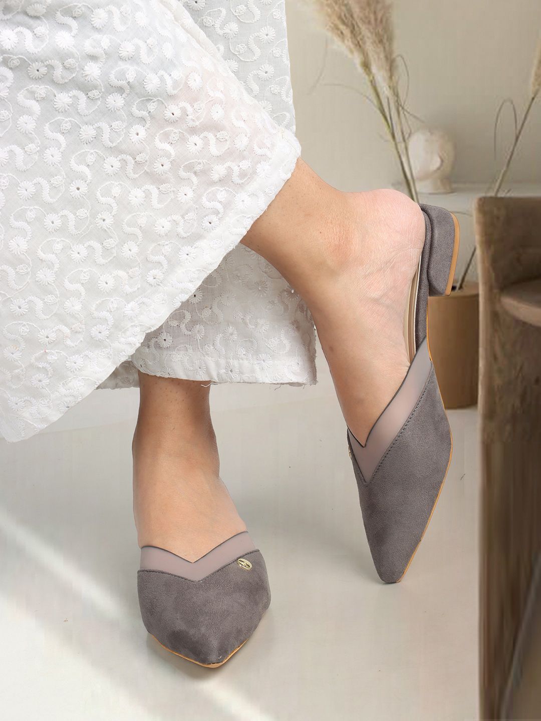 ELLE Pointed Toe Flat Mules