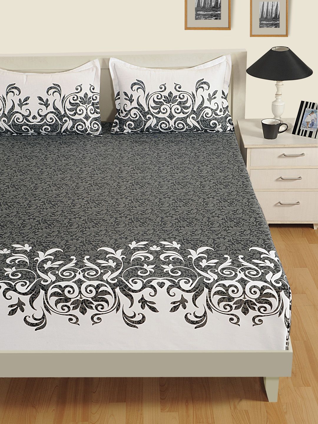 SWAYAM Grey & White Floral Flat 250 TC Cotton 1 King Bedsheet with 2 Pillow Covers Price in India