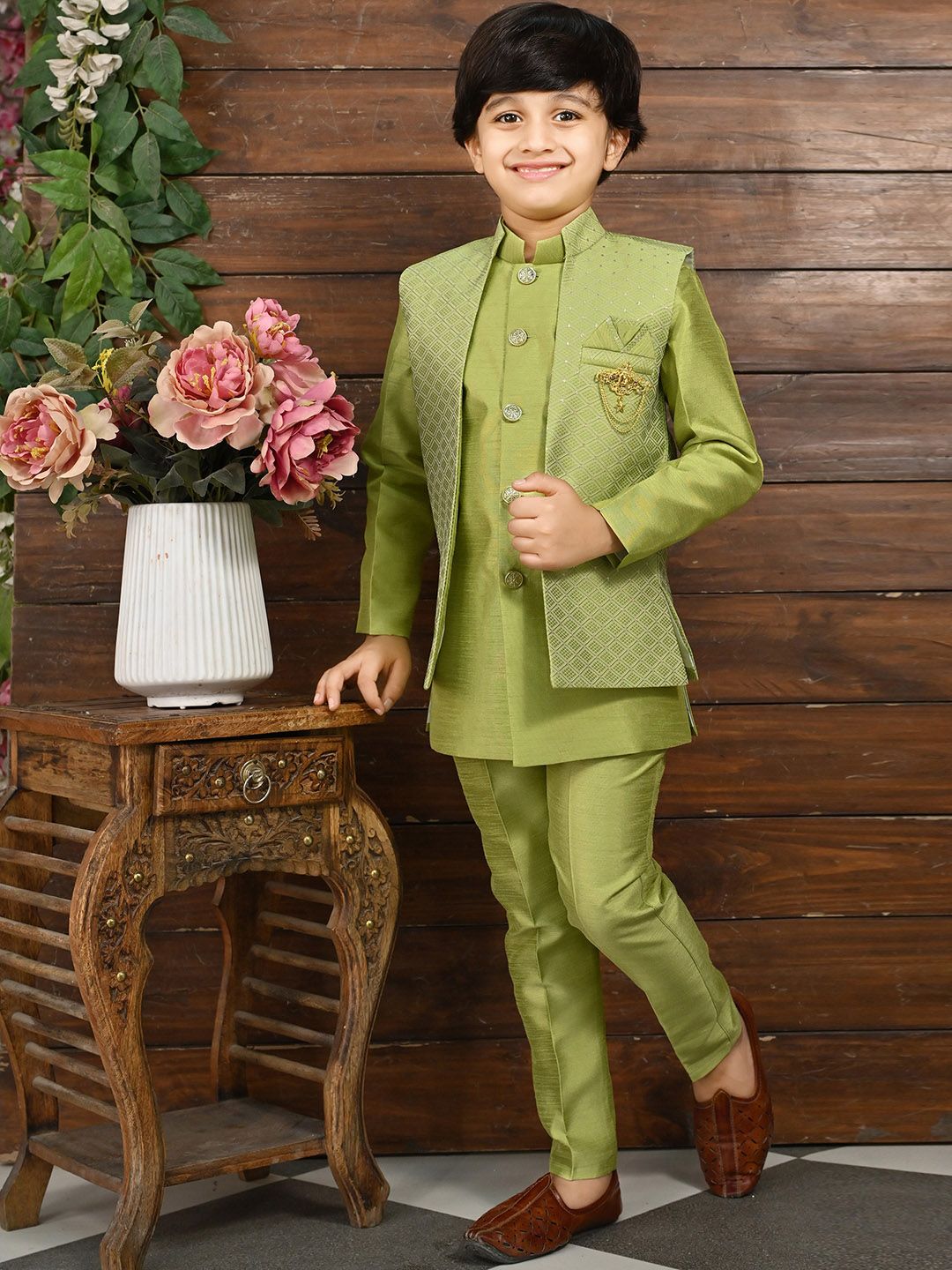 ahhaaaa Boys Mandarin Collar Kurta & Trousers with Woven Design Nehru Jacket