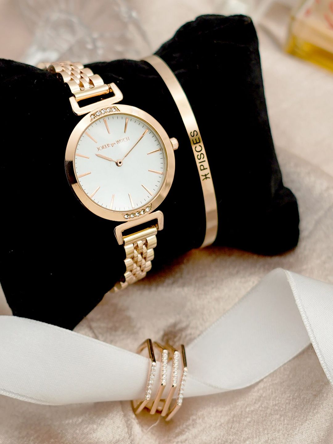 JOKER & WITCH Women Glistening Love Pisces Love Triangle Watch Gift Set