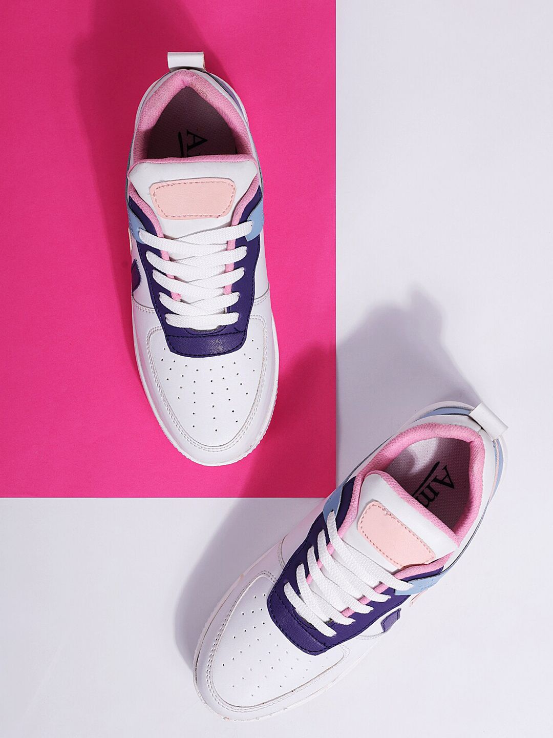 AMICO Women Colourblocked Sneakers