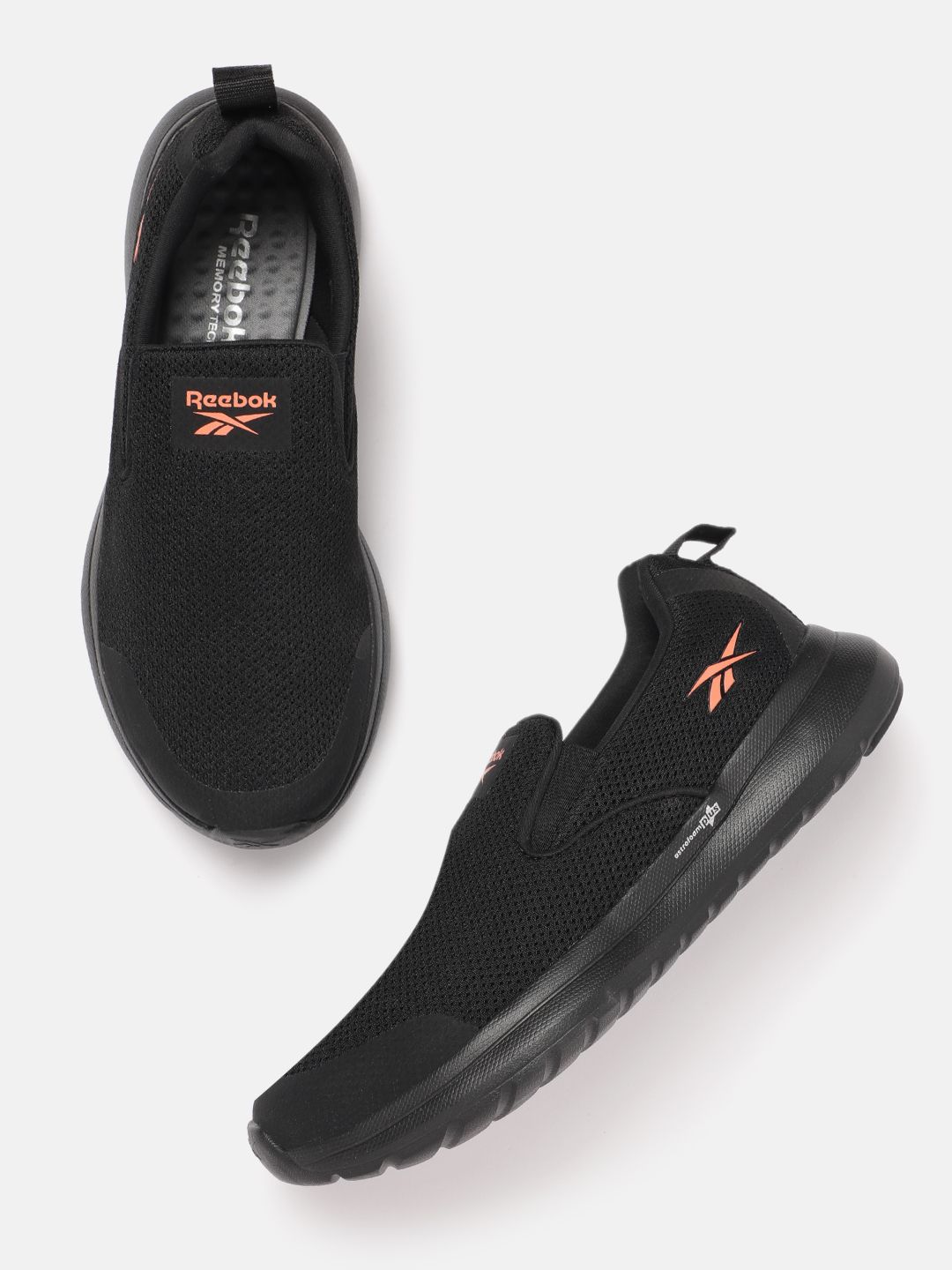Reebok Men Comfort Wonderer Walking Shoes