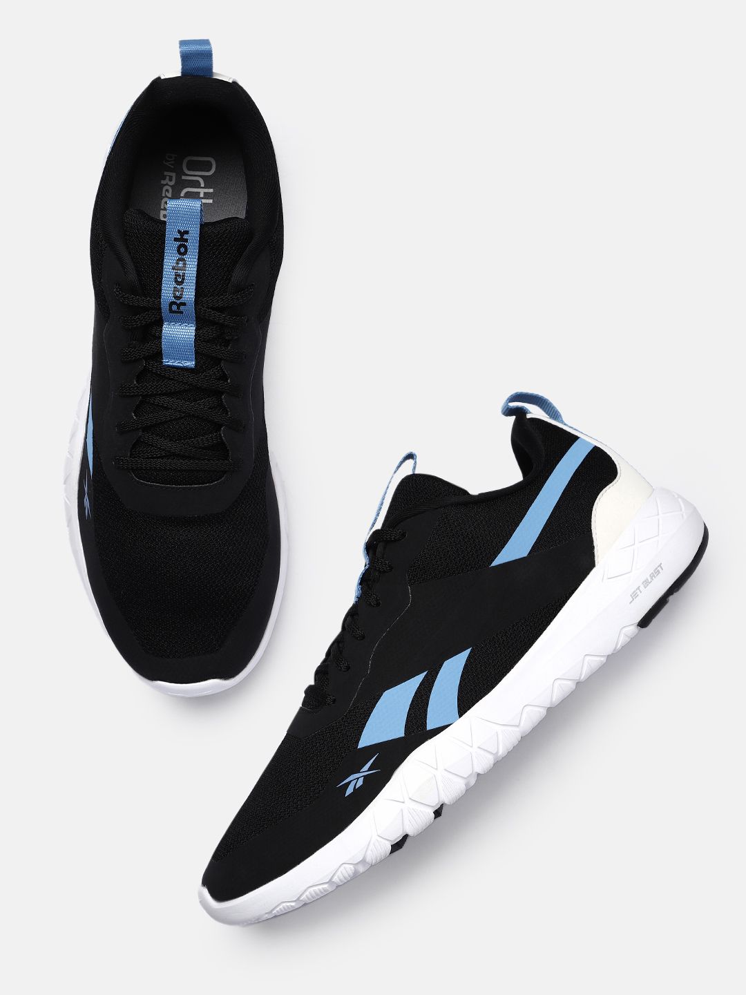 Reebok Men Fair weather 2.0 M Non-Marking Training Shoes