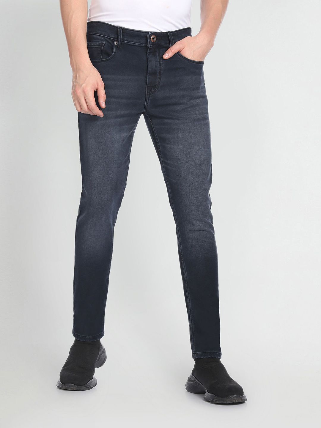 Flying Machine Men Slim Fit Light Fade Stretchable Jeans