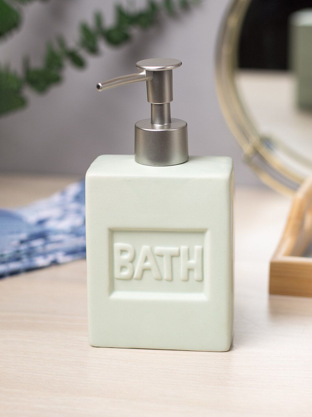 MARKET99 Green Textured Ceramic Soap Dispenser